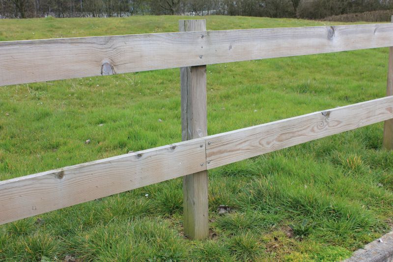Fence Post Removal Costs — Cost of Fence Post Removal Service